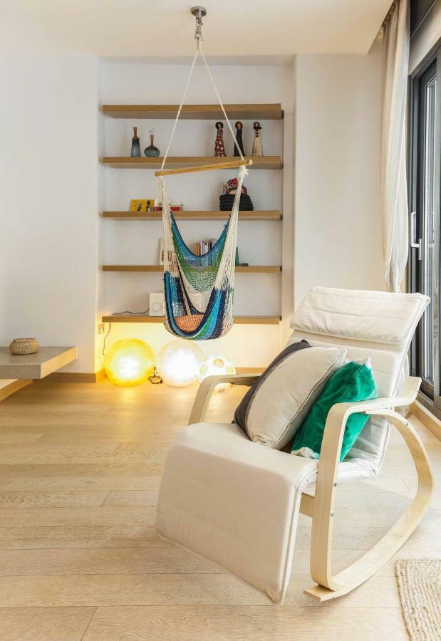 Stylish 3-Bedroom Apartment & Terrace Salonicco Esterno foto